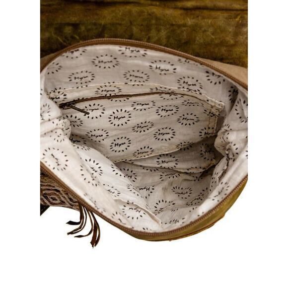 Myra Bag Rater Handcrafted Leather Hide & Canvas With Conchos Bags NWT Purse New - Picture 3 of 8